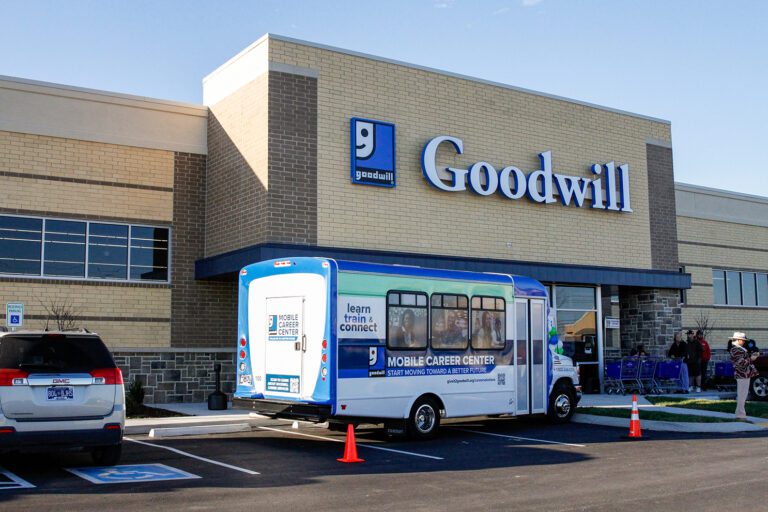 1414WMain Retal 768x512